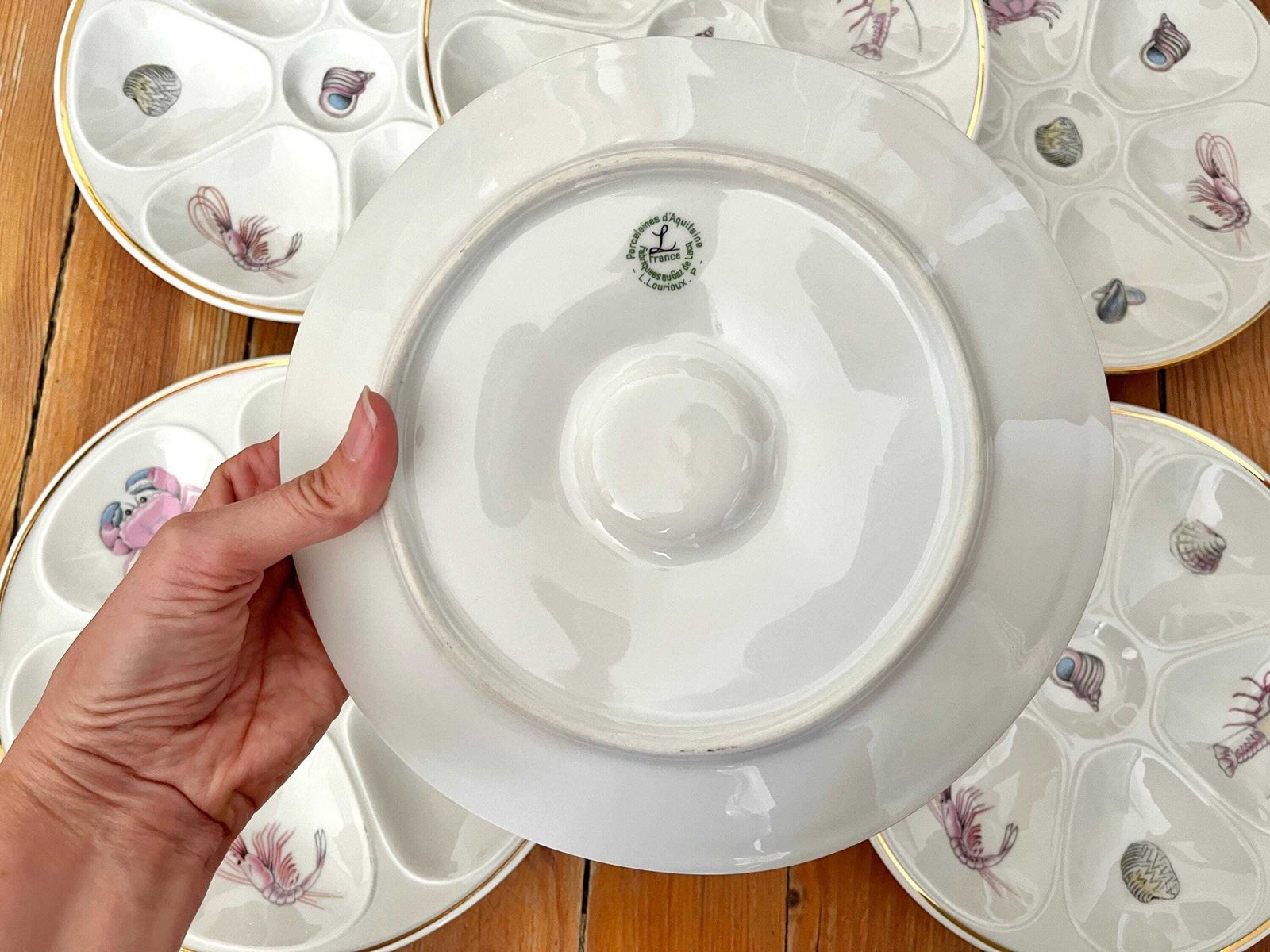 Set Of 6 Porcelain Oyster Plates From Limoges By Louis Lourioux 60s, Vintage Fine Bone Seafood Plates, Vintage French Tableware photo vinterior