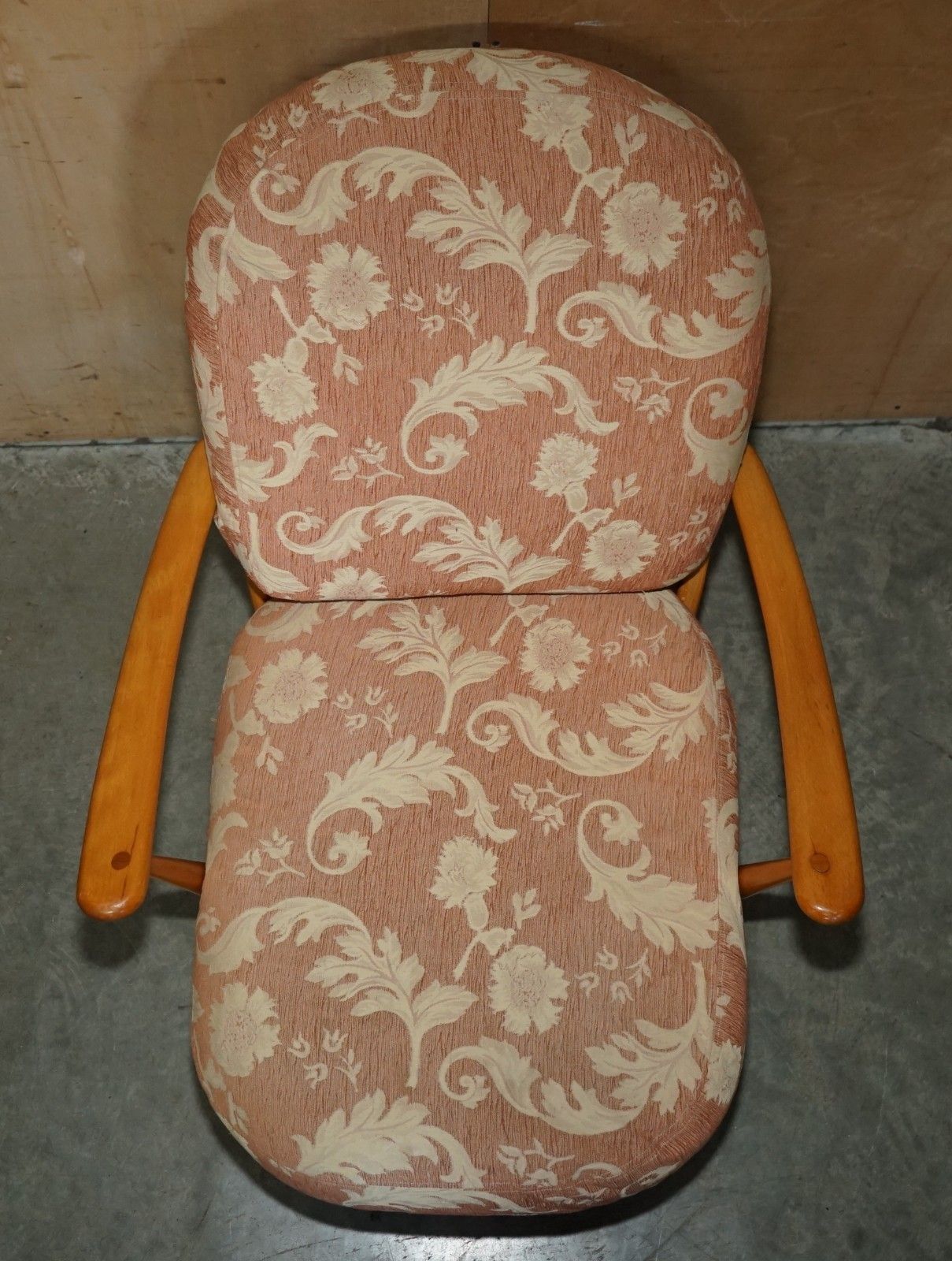 Pair Of Sublime Condition Ercol Windsor 203 Blonde Wood Armchairs Part Of Suite photo Furniture