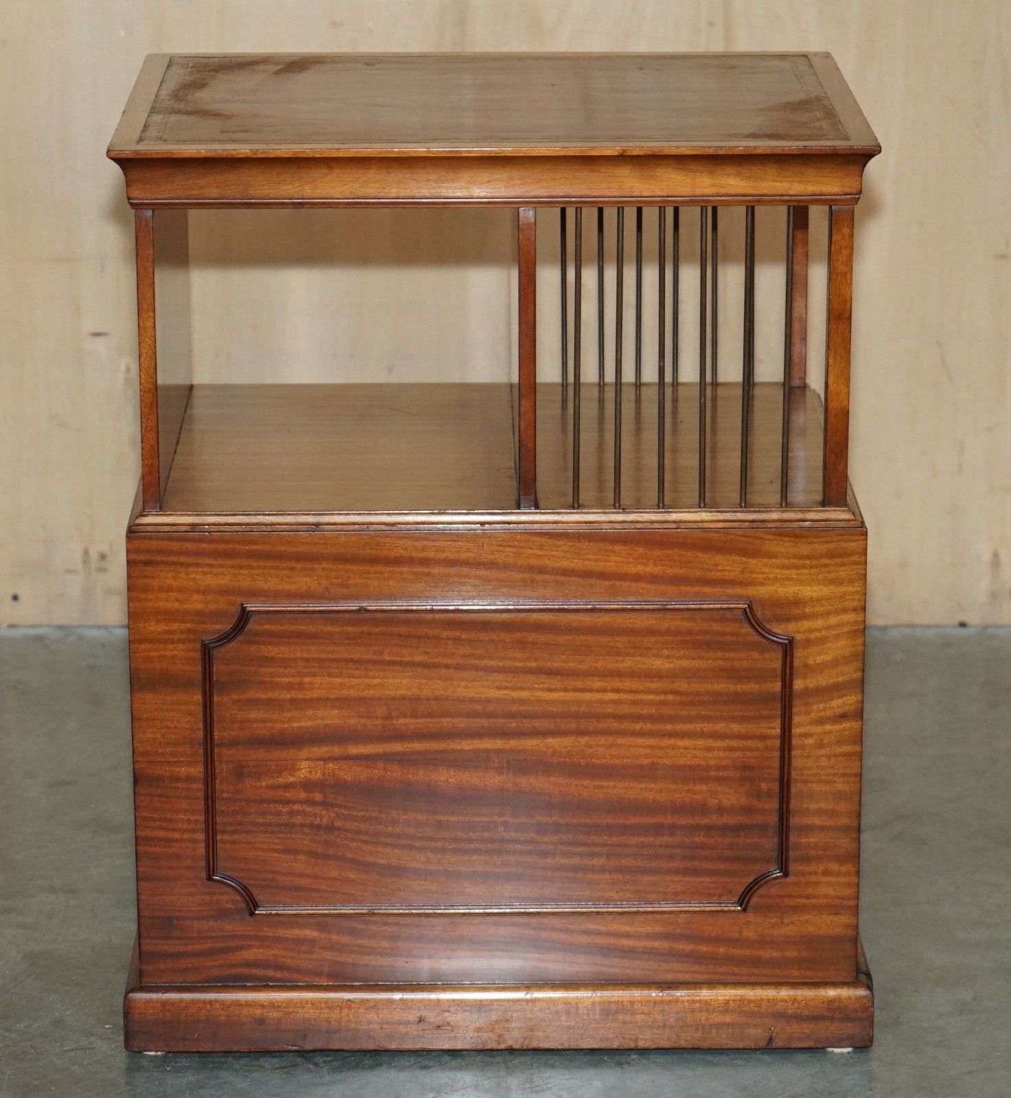 Exquisite Pair Of Unique Flamed Mahogany & Brown Leather Sliding Book Tables photo vintage
