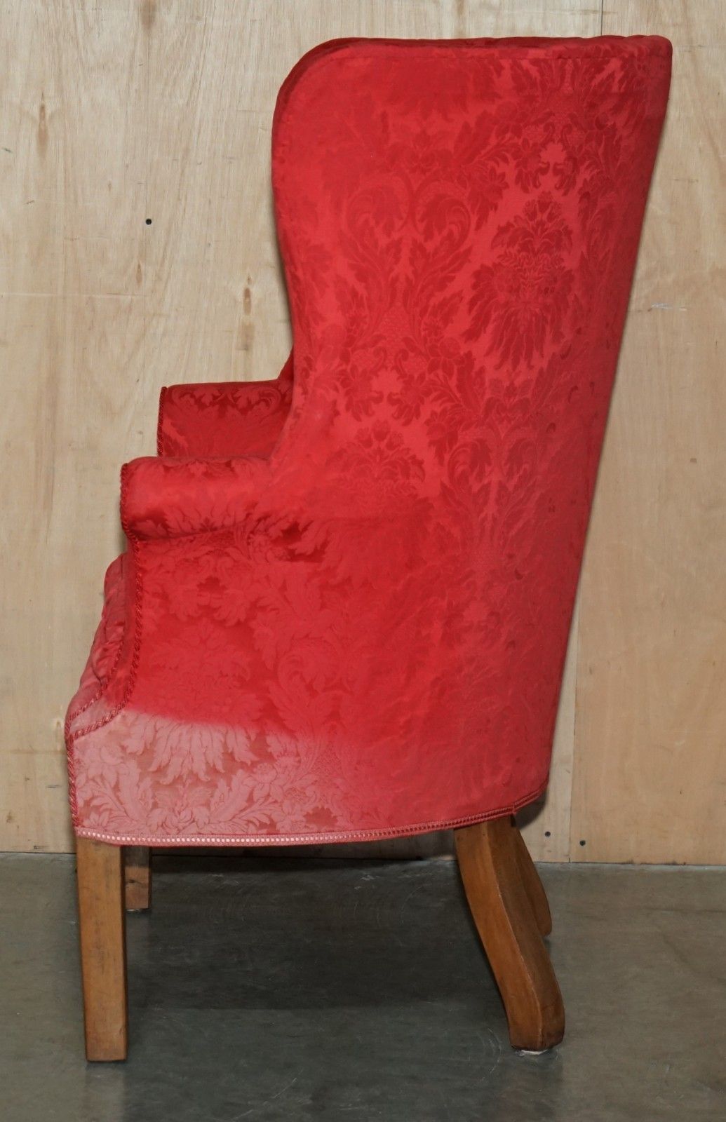 1495.0 Fine Antique Fluted Back Victorian Damask Porters Windback Barrel Armchair photo