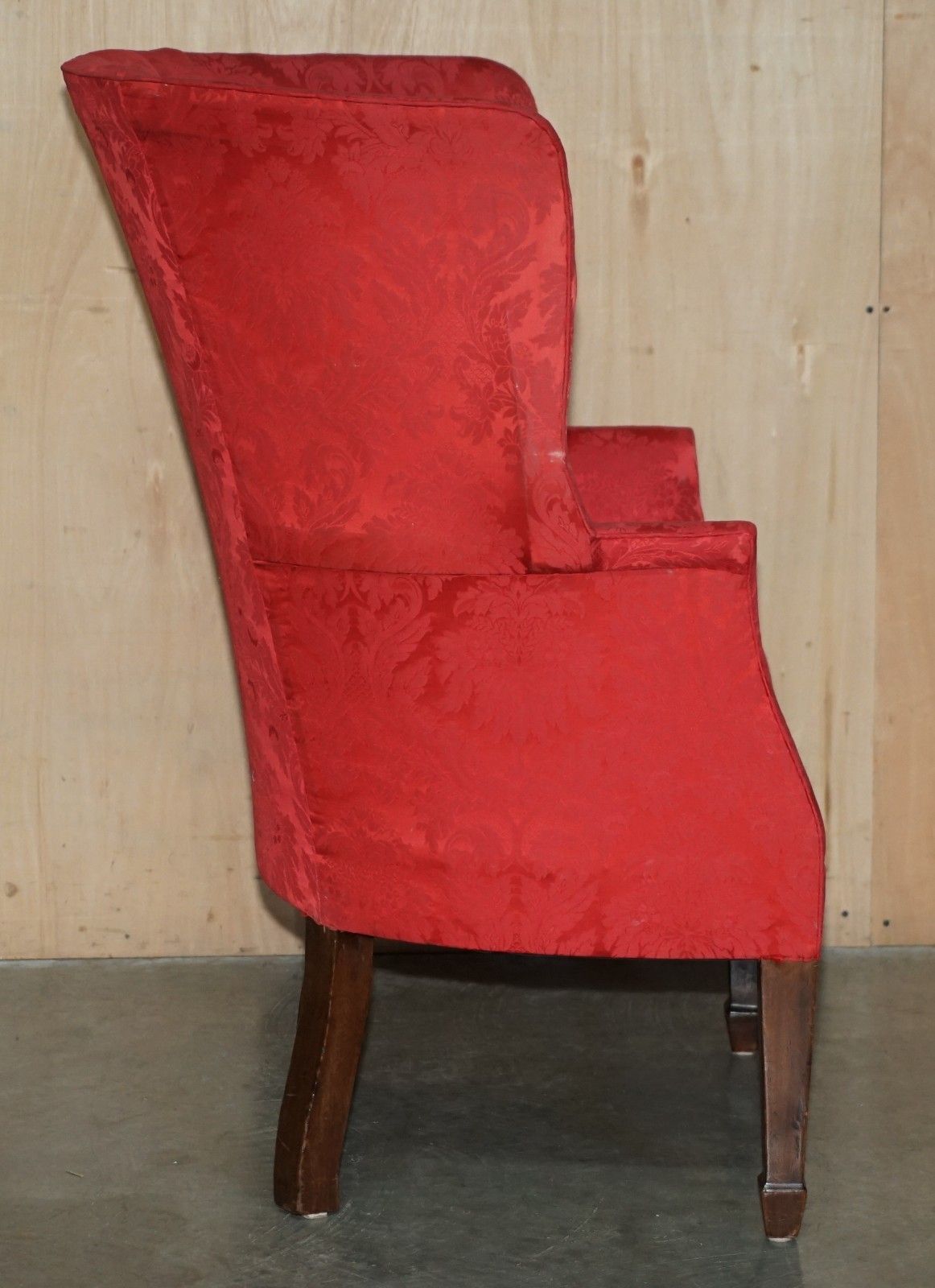 1850.0 Antique Fluted Back Victorian Circa 1890 Porters Windback Barrel Armchair photo