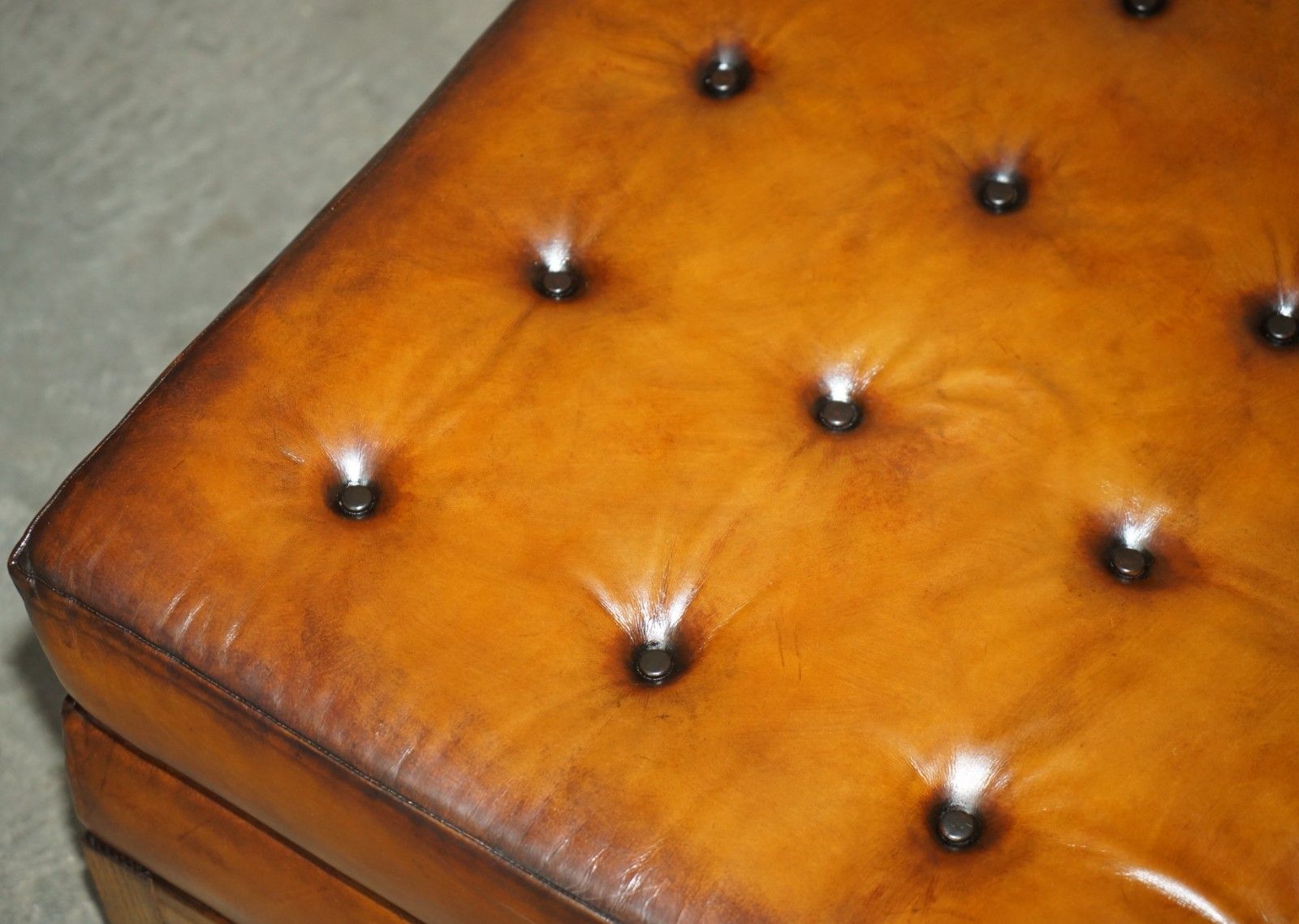 photo furniture Rrp £4995 Large George Smith Chesterfield Chelsea Brown Leather Footstool