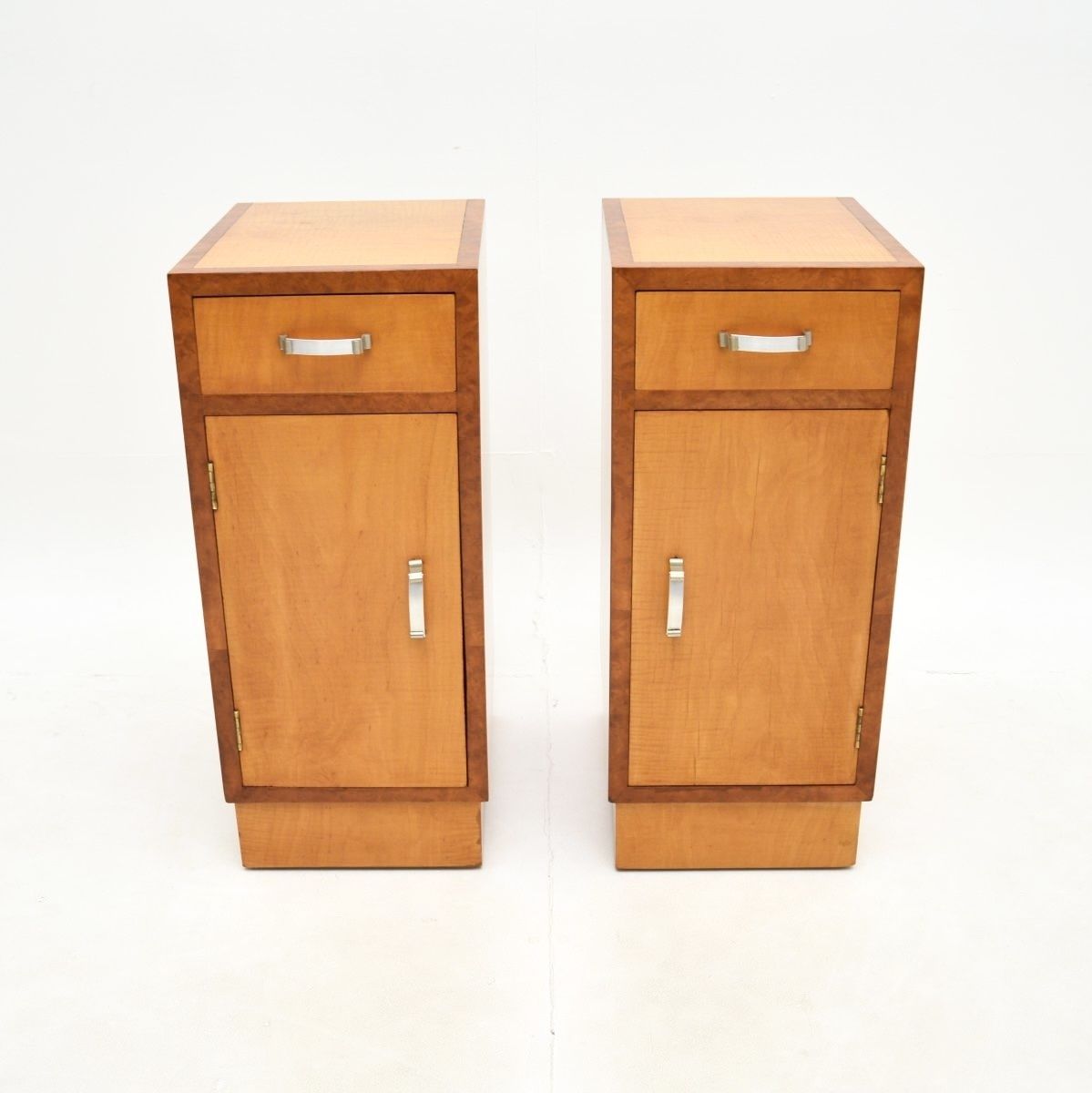 Pair Of Art Deco Satinwood And Walnut Bedside Cabinets photo vinterior