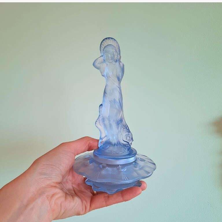 Art Deco Period Arabella Blue Frosted Glass Flower Frog By Walther & Söhne Made In Germany During The 1930s. Very Good Condition photo 70.0
