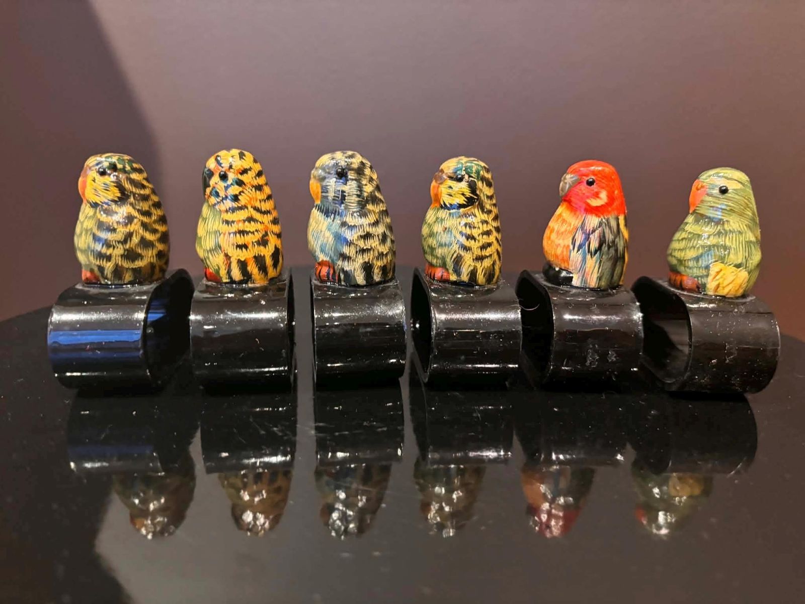 Vintage Handgeschilderde Servetringen Met Vogels/Papegaaien – Set photo buy