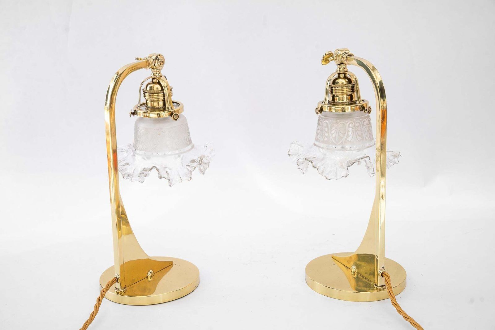 photo furniture 2x Art Deco Table Lamps With Original Antique Glass Shades Vienna Around 1920s