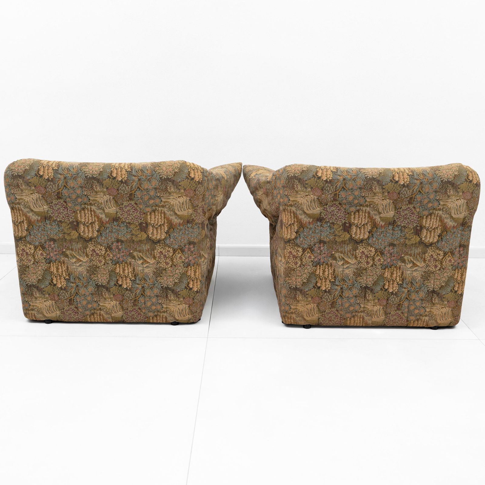 Pair Of Jacquard Fabric Armchairs, Mario Bellini, "Le Stelle" B&B Italia, 1970 photo Furniture