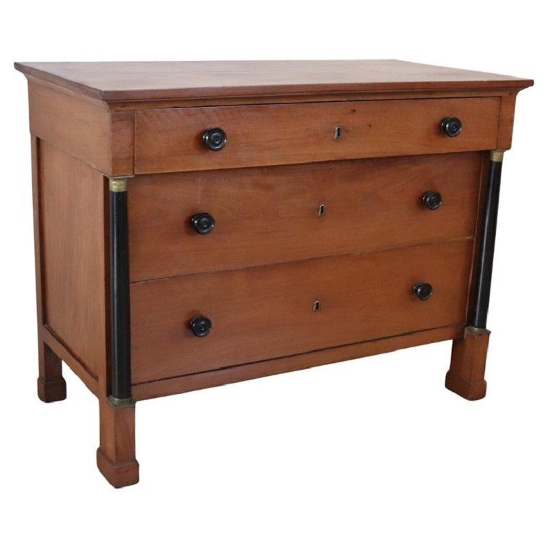 Antique Early 19th Century Walnut Chest Of Drawers