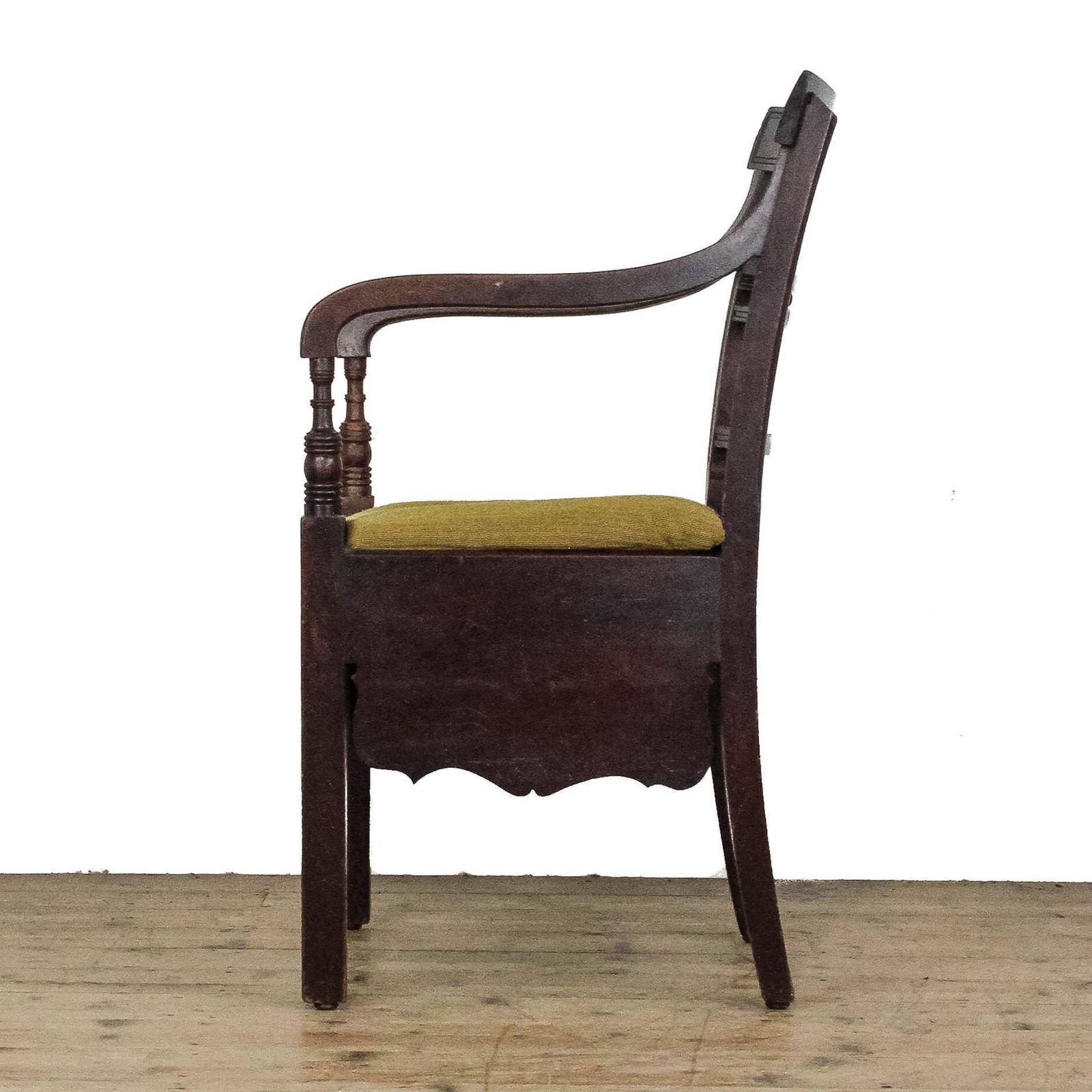Antique 18th Century Oak Commode Armchair | Antique Chair | Armchair | Antiques | Commode (M 6750) photo Furniture