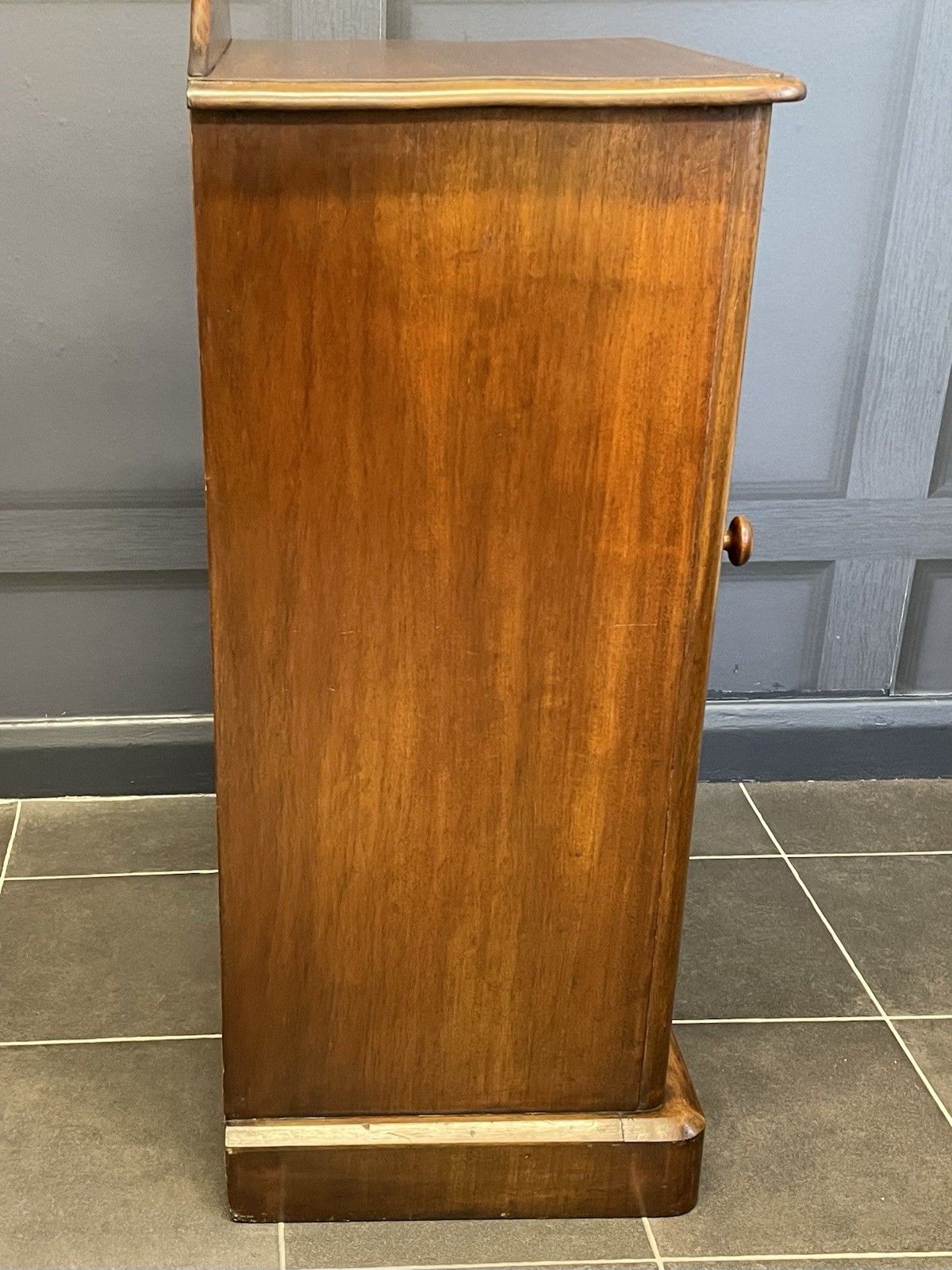 Victorian Antique Mahogany Bedside Cabinet Pot Cupboard Panelled Door photo vinterior
