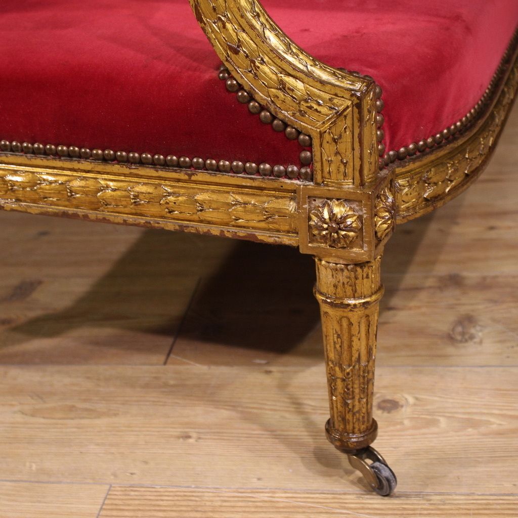photo furniture Antique French Red Velvet Sofa From The 19th Century