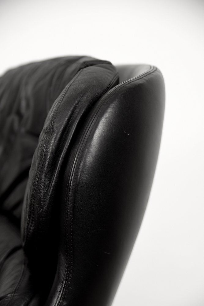 2238.0 Mid Century Scandinavian Modern Swivel Lounge Chair From Selig Imperial, 1970s photo