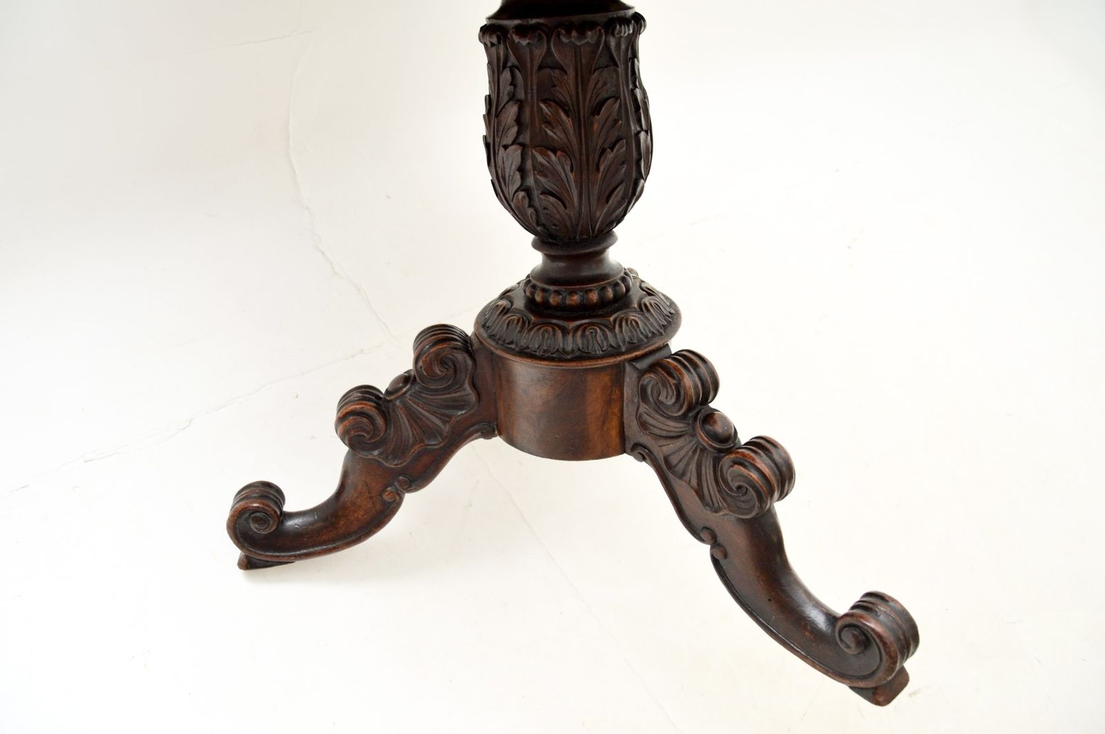 Antique Victorian Burr Walnut Occasional / Coffee Table photo Meubels