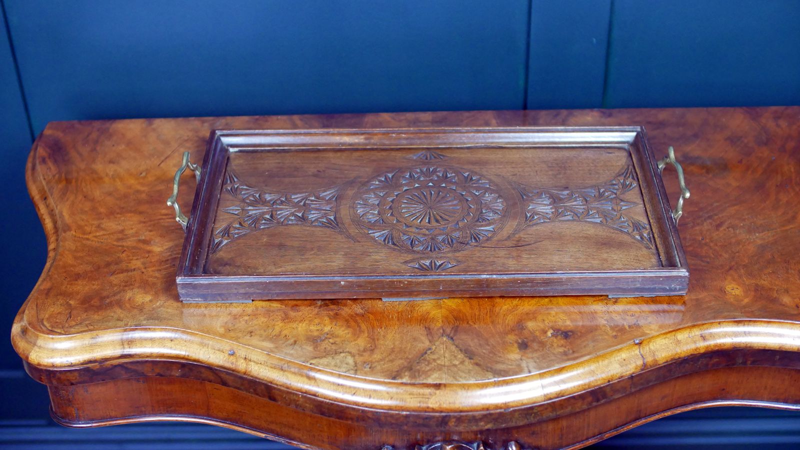Antique Victorian Arts & Crafts Tray photo vinterior