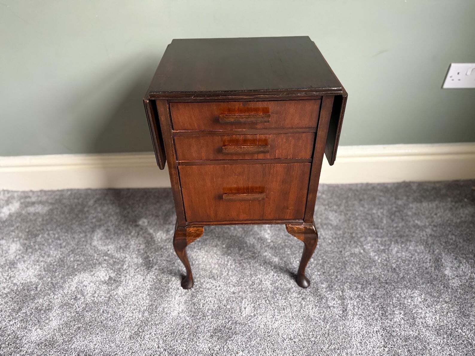 Furniture Vintage Solid Oak Folding Drop Leaf Table Antique Bedside Table Drop Leaf Occasional Side Table photo