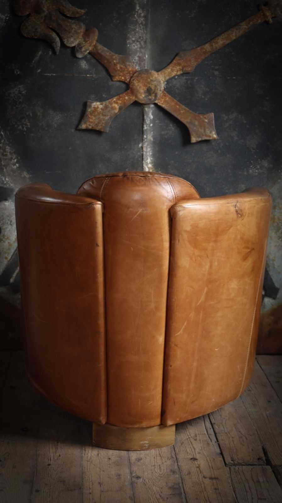 photo vinterior Timothy Oulton Halo Mars Aviator Rocket Leather Club Armchair Buck'dn Brok'n 🚚