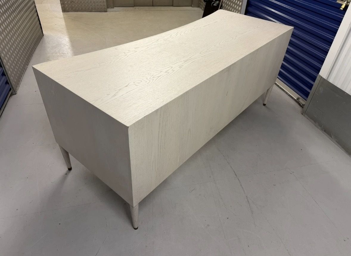 Furniture Julian Chichester Large Curved Desk photo