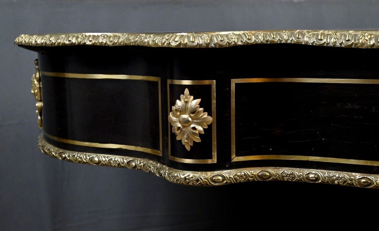 Violin Shaped Table In Boulle Marquetry, Napoleon III Period – Mid 19th Century photo vintage