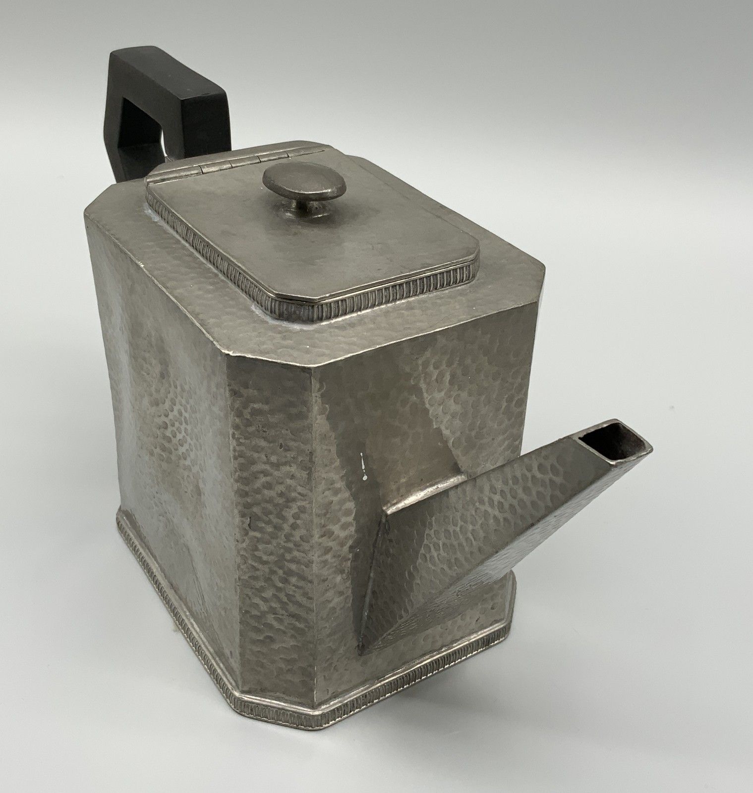 photo furniture Art Deco Pewter Tea / Coffee Pot / Tray / Jug / Sugar Bowl By Armada Pewter 1930