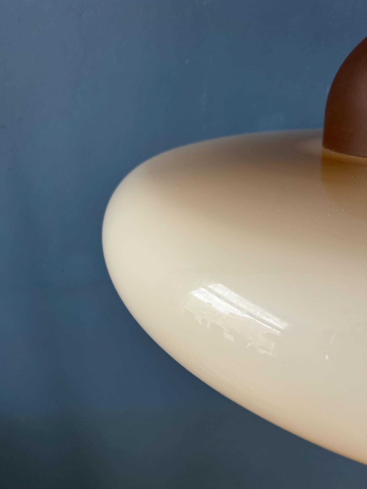 photo vintage Herda Space Age Plexiglass Ufo Pendant Lamp
