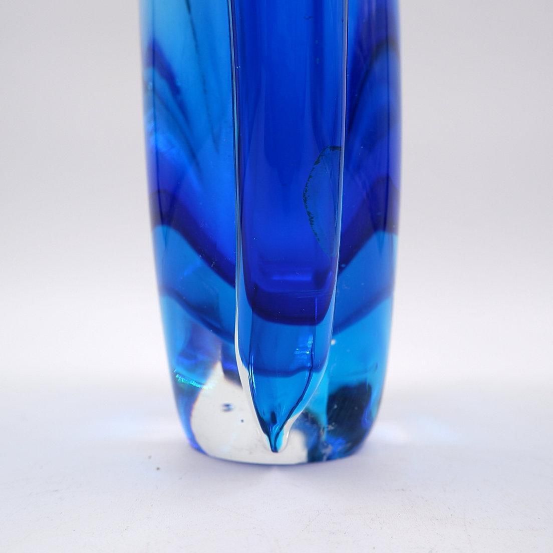 photo furniture Oval Glass Vase In Shades Of Blue, In The Style Of Sommerso