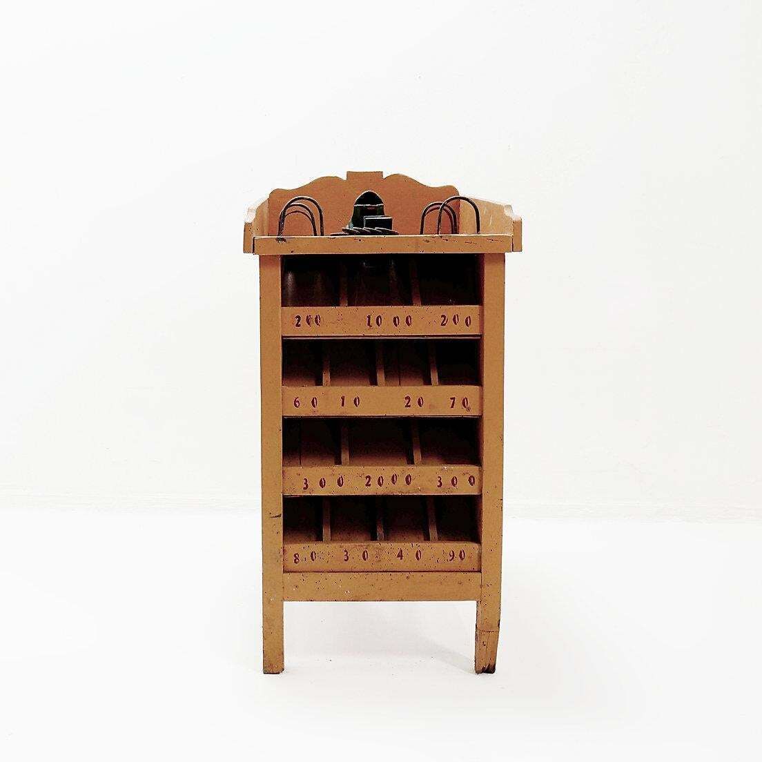photo buy "The Frog Game", Vintage Game In Wood And Painted Iron, Early 20th