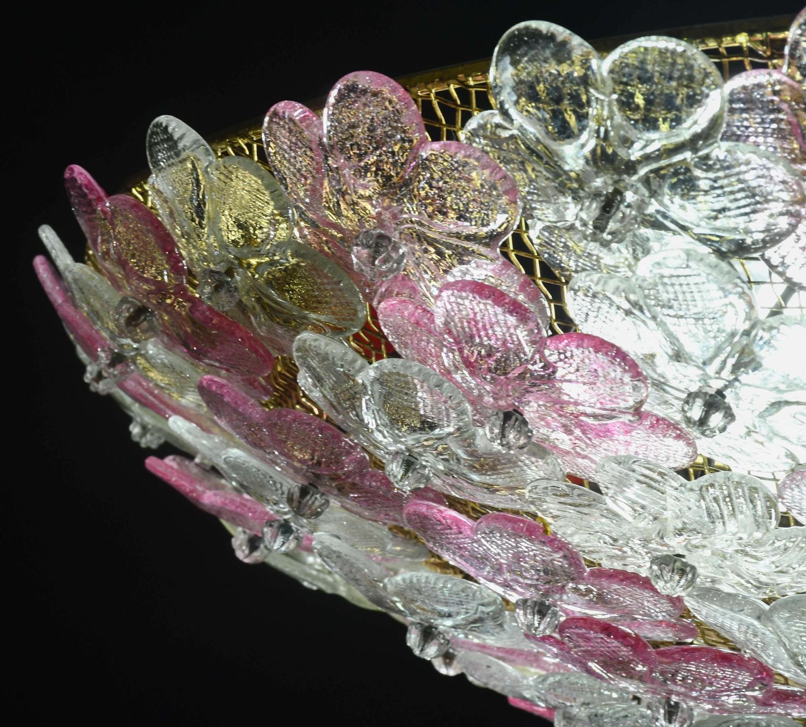 photo vinterior Wonderful Extra Large Size Pink Murano Glass Ceiling Light Flower By Seguso