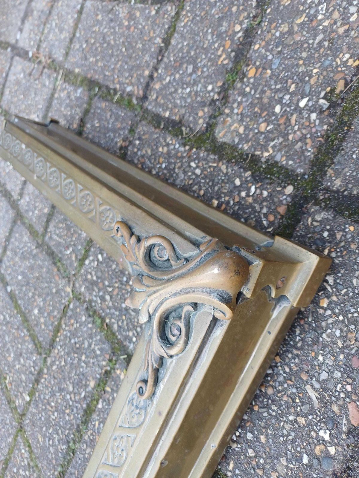 Early 20th Century Brass Fireplace Fender Ornate Victorian Style Hearth Guard Antique photo Home Fixtures
