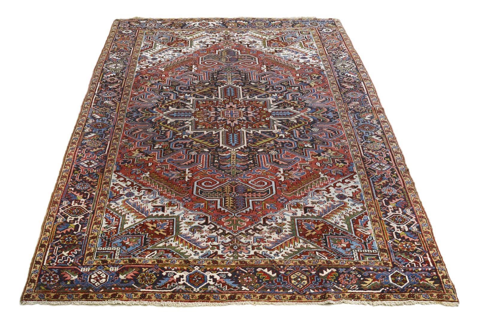 Antique Heriz Carpet 325x231 Cm Ca.1920 photo furniture