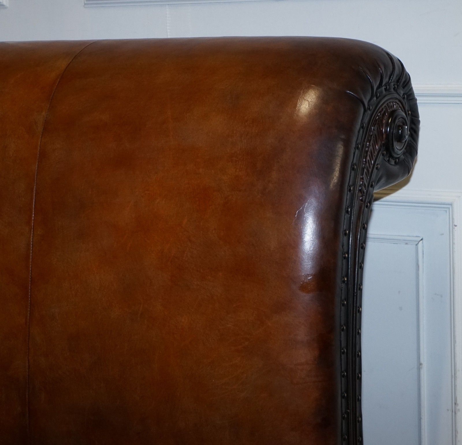 Kingsize Hand Dyed Leather Bonaparte Carved Bed And So To Bed Rrp £14,000 photo vinterior