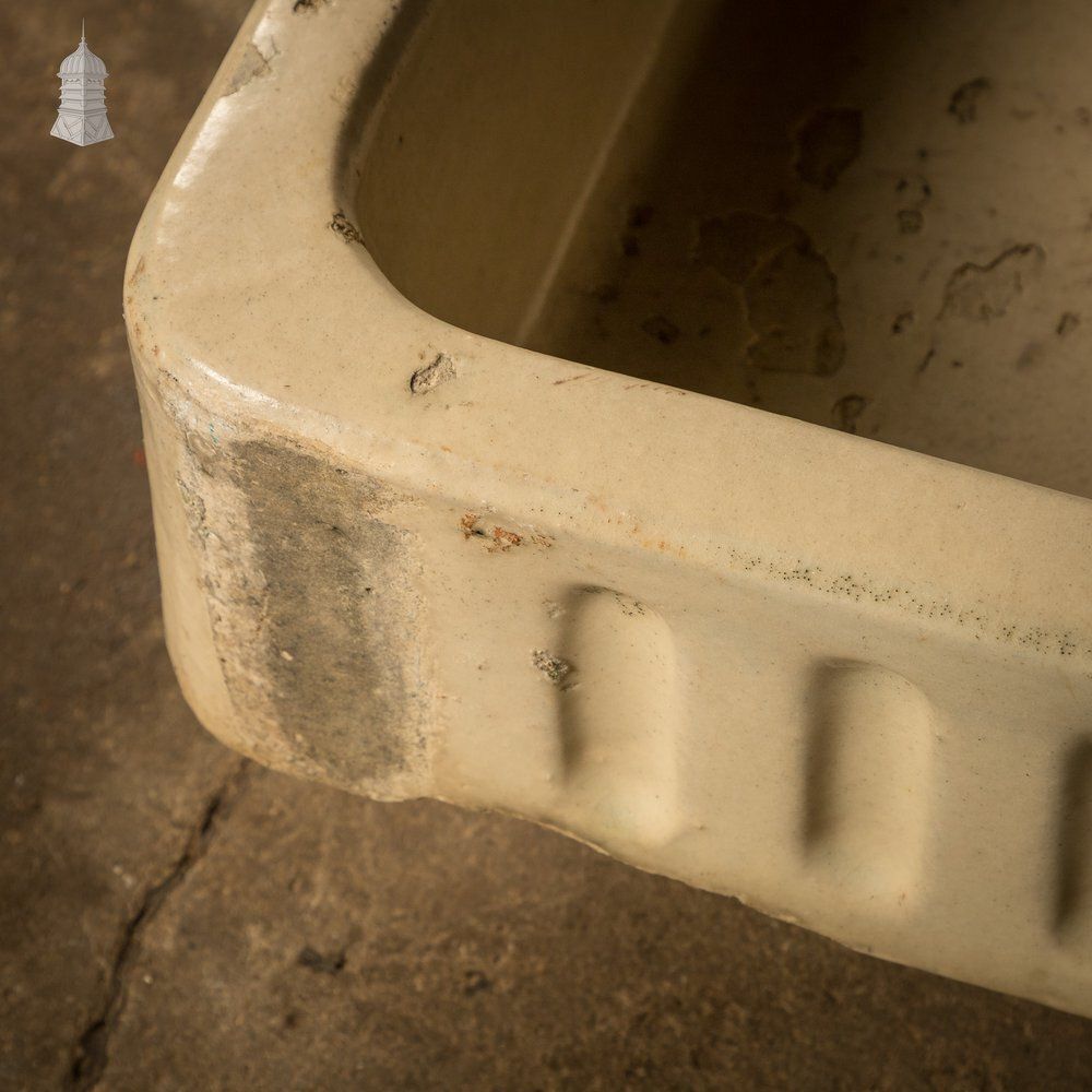 252.0 Cane Trough Planter, Shallow Fluted photo