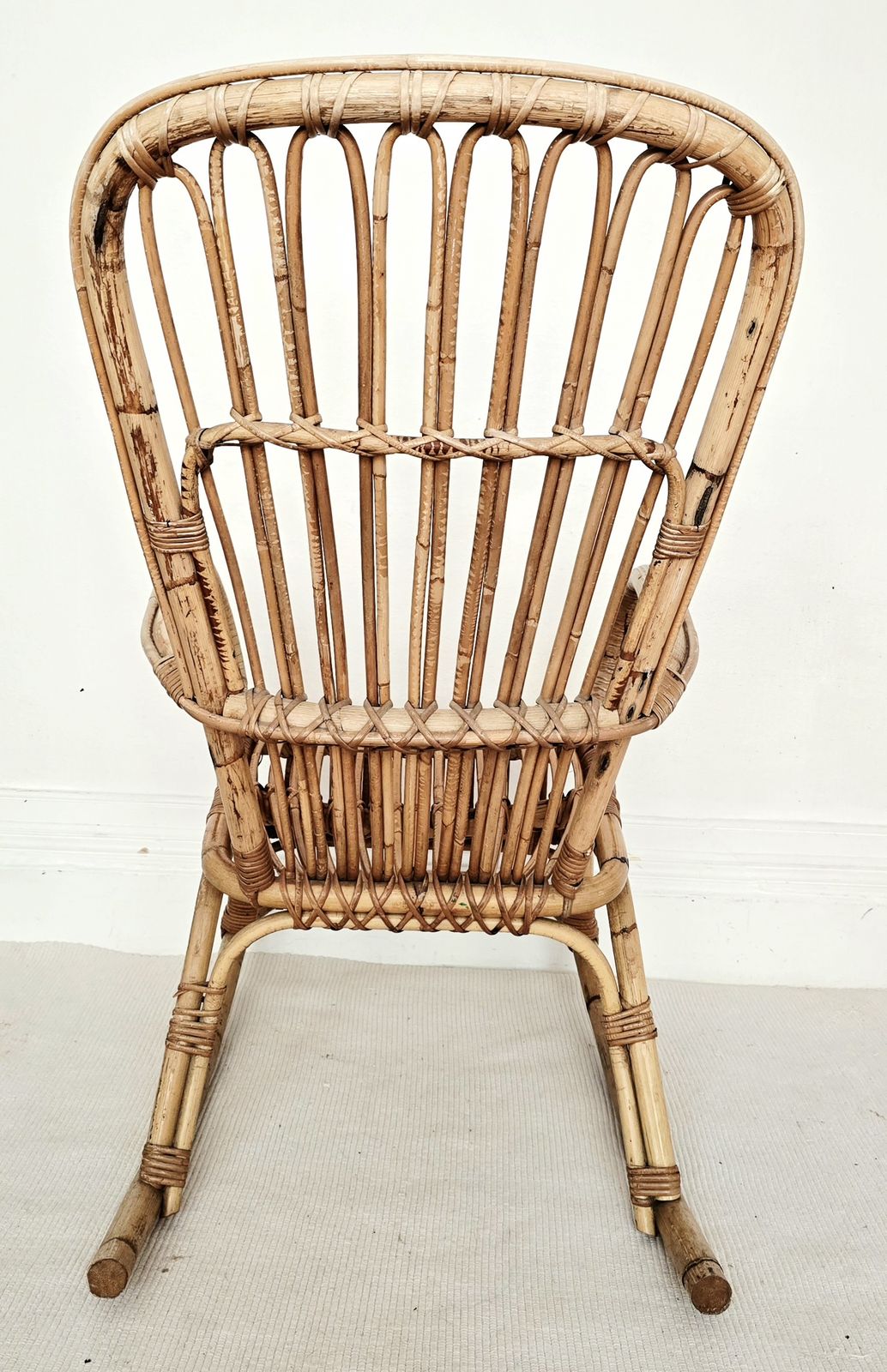 photo furniture Mid Century Italian Bamboo Rocking Chair, Franco Albini, 1950s.