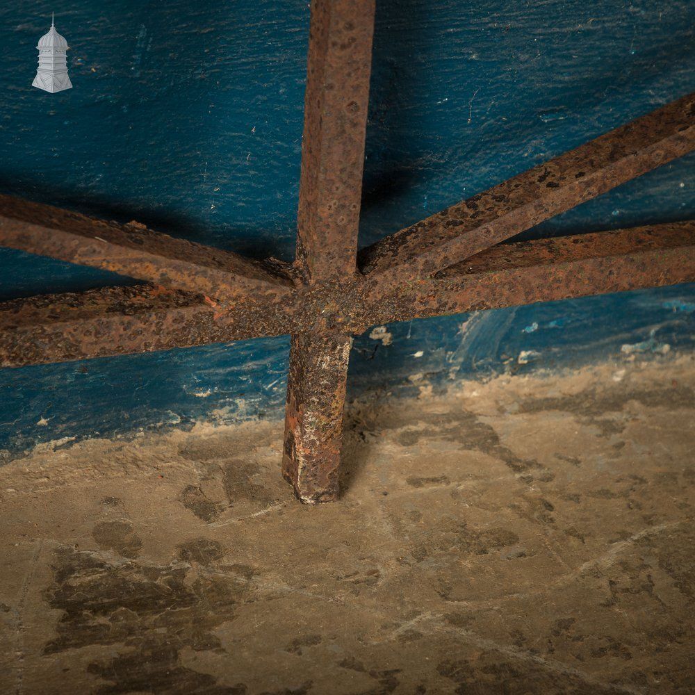 photo for sale Dwarf Wall Railing, Quatrefoil Detail