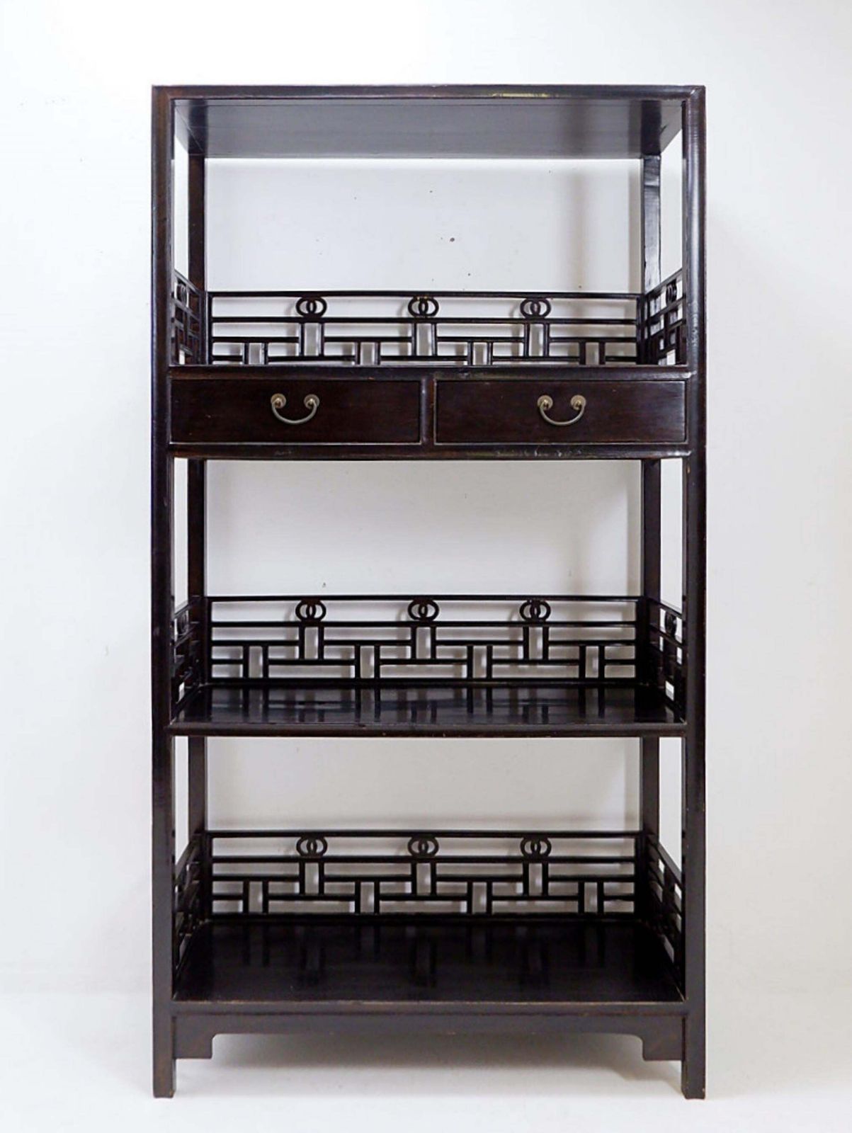 photo vintage Vintage Three Tier Chinese Lacquered Wood Bookcase   20th Century
