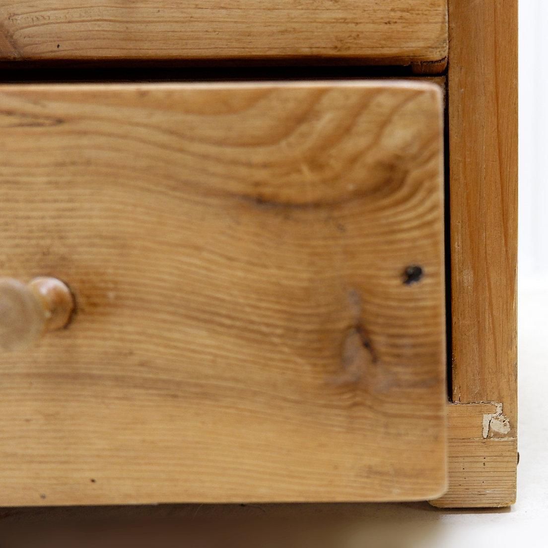 Small Antique Chest Of Drawers In Solid Wood With 3 Drawers photo buy