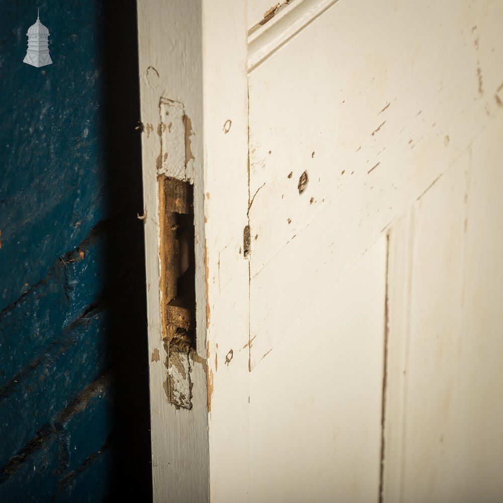 photo vintage Moulded 6 Panel Door, Reclaimed