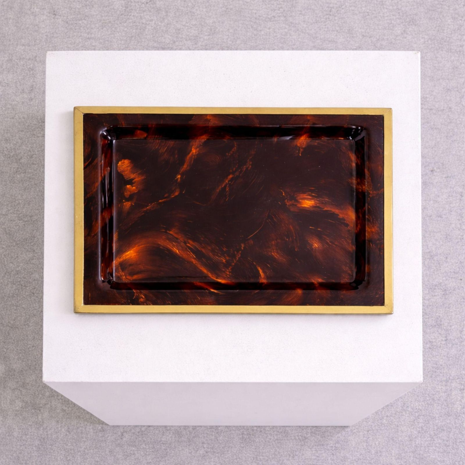 1970s Italian Lucite Tortoiseshell Effect And Brass Tray In The Style Of Dior photo vinterior