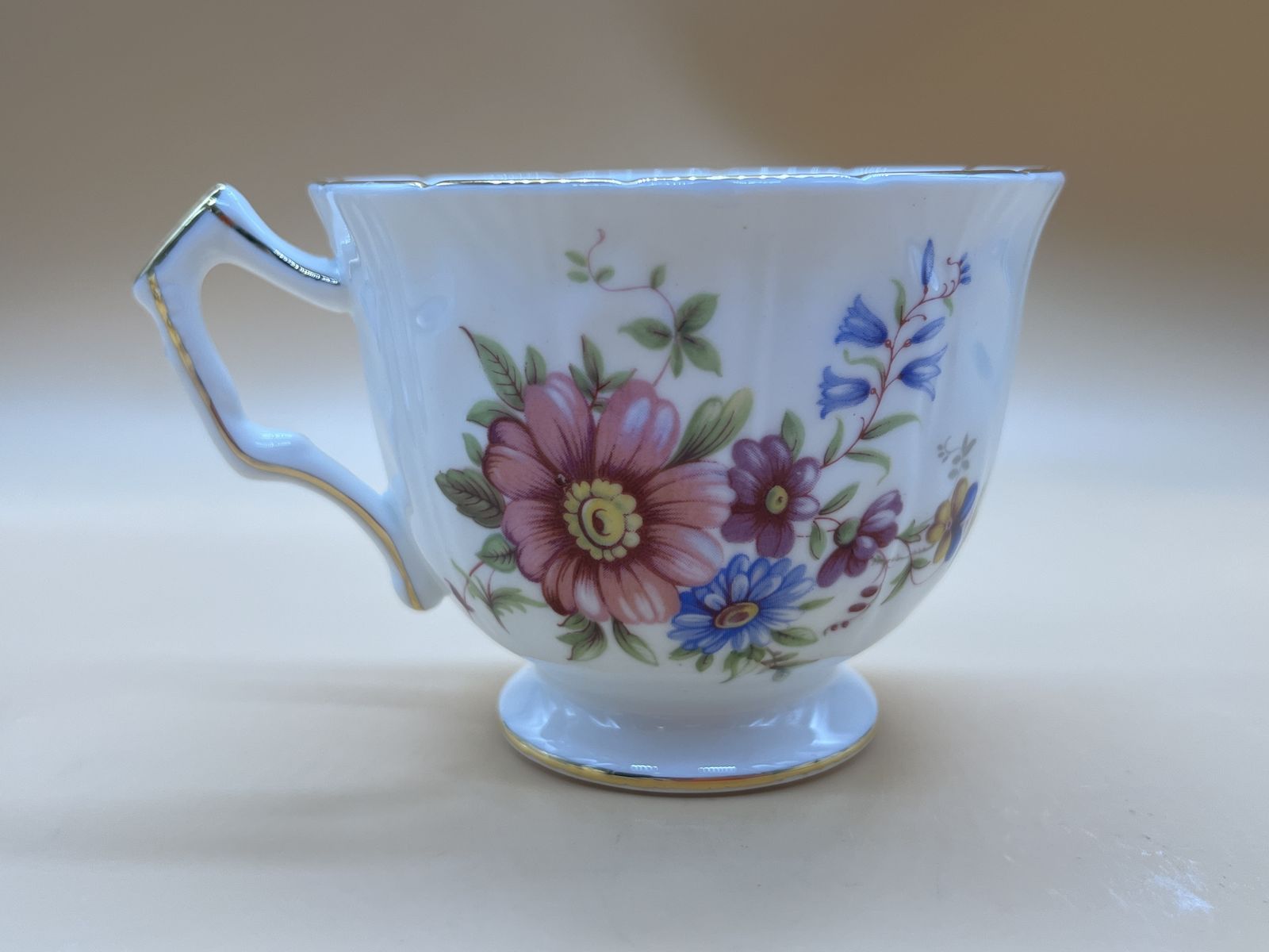 photo buy Vintage Aynsley China Howard's Spray Design Crocus Shape Tea Set For 2. Teapot, 2 Trios, Creamer & Sugar.