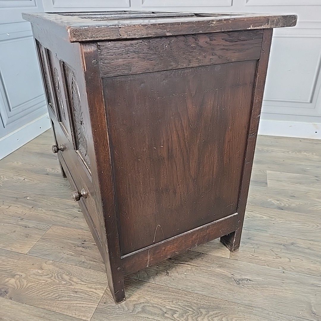 photo vinterior Antique Oak Coffer Storage Trunk Chest – Carved Panels – Box Drawers Jacobean