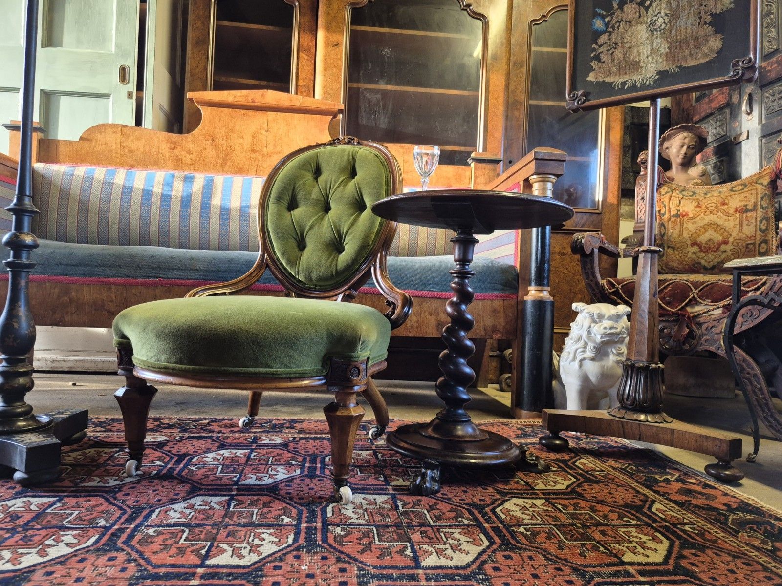 photo vinterior Epic Boho Green Velvet Early Victorian Carved Nursing Boudoir Chair On Castors