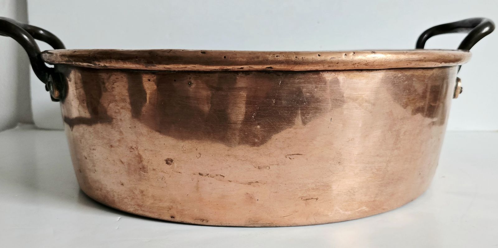 Large Antique Copper Cauldron, 19th Century. photo buy