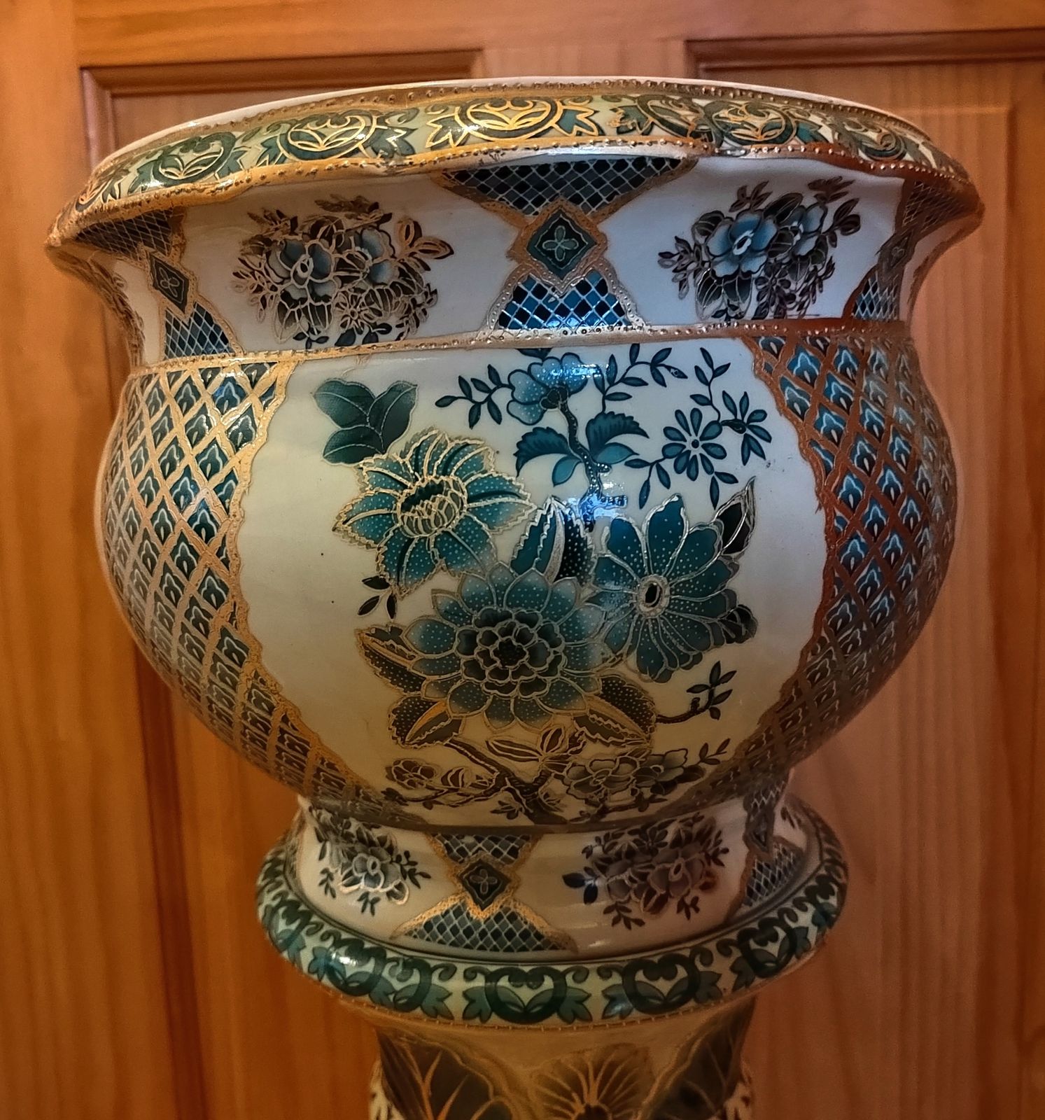 Vintage Jardiniere Plant Stand And Pot photo for sale