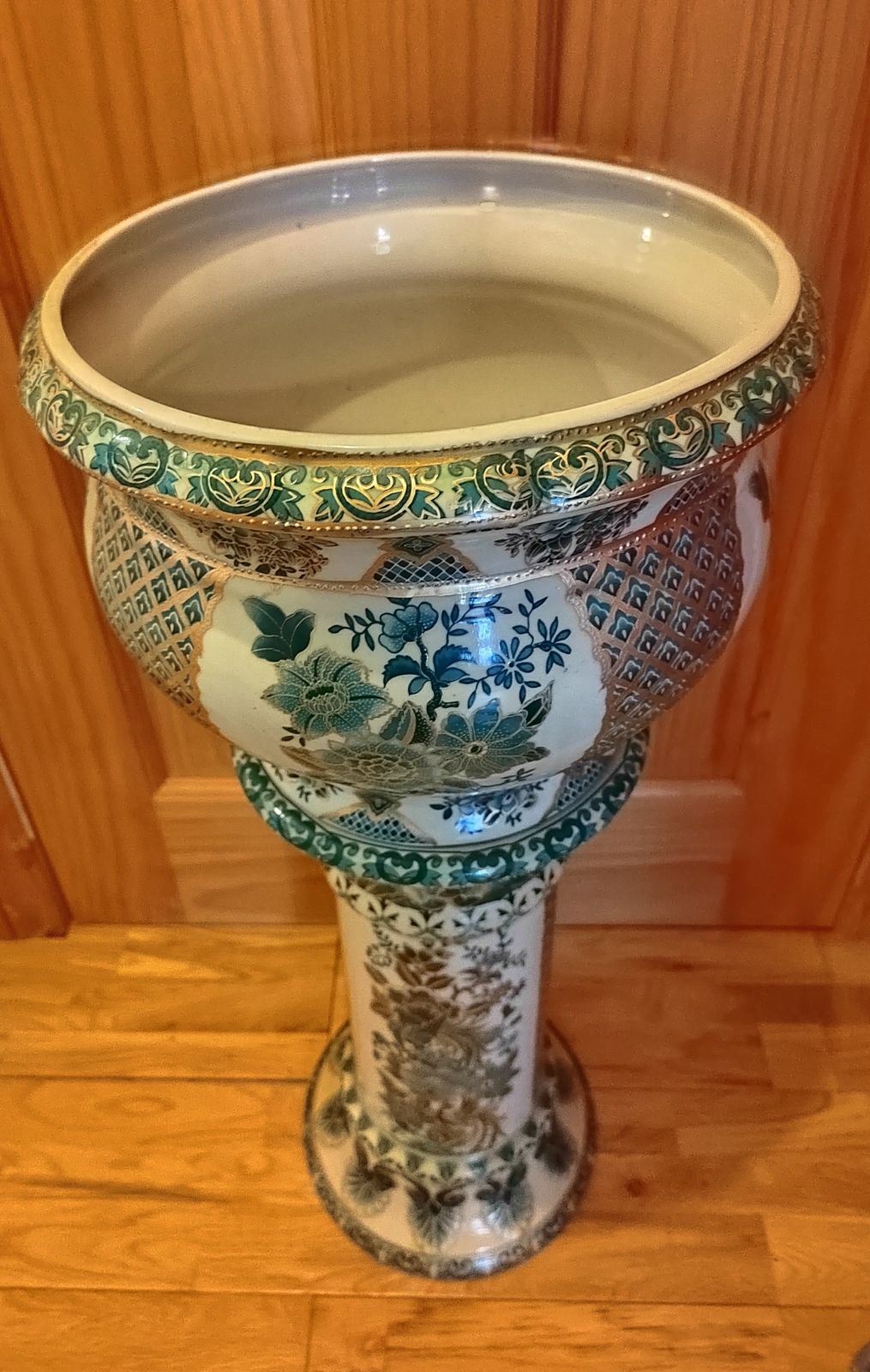 Vintage Jardiniere Plant Stand And Pot photo 250.0