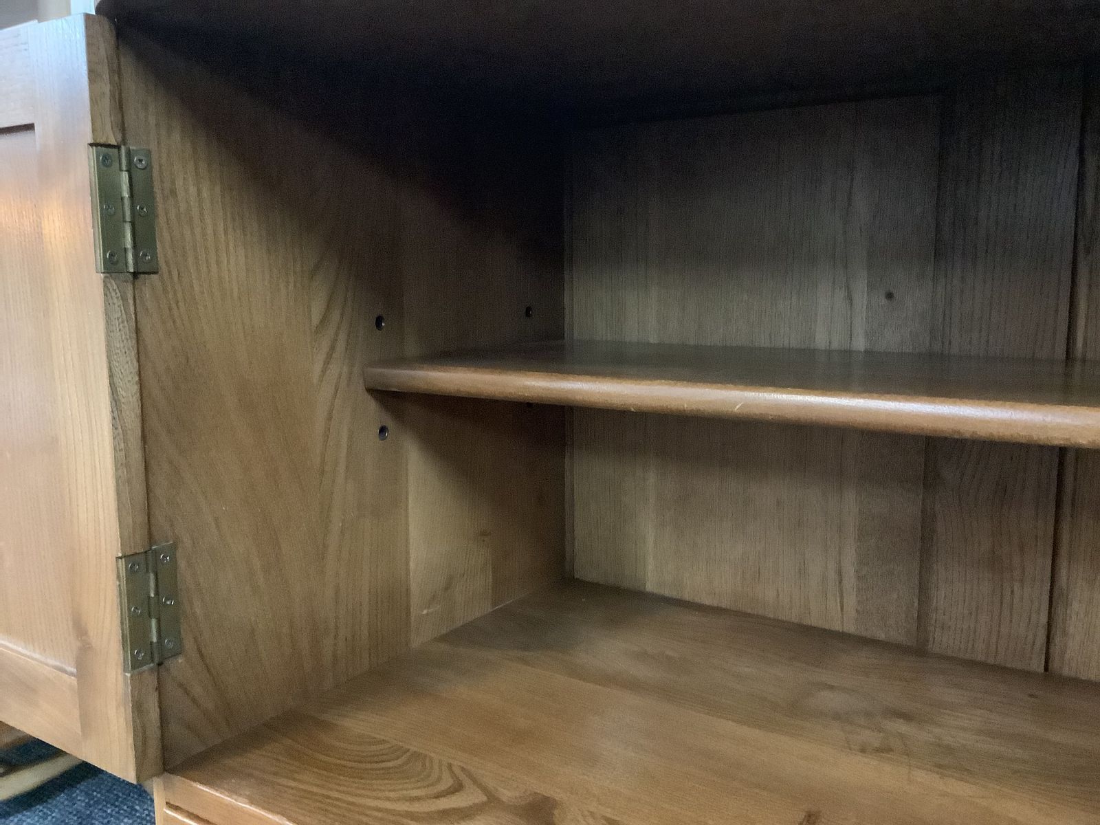 Ercol Windsor 366 Sideboard In Original Natural Elm Finish. photo Furniture