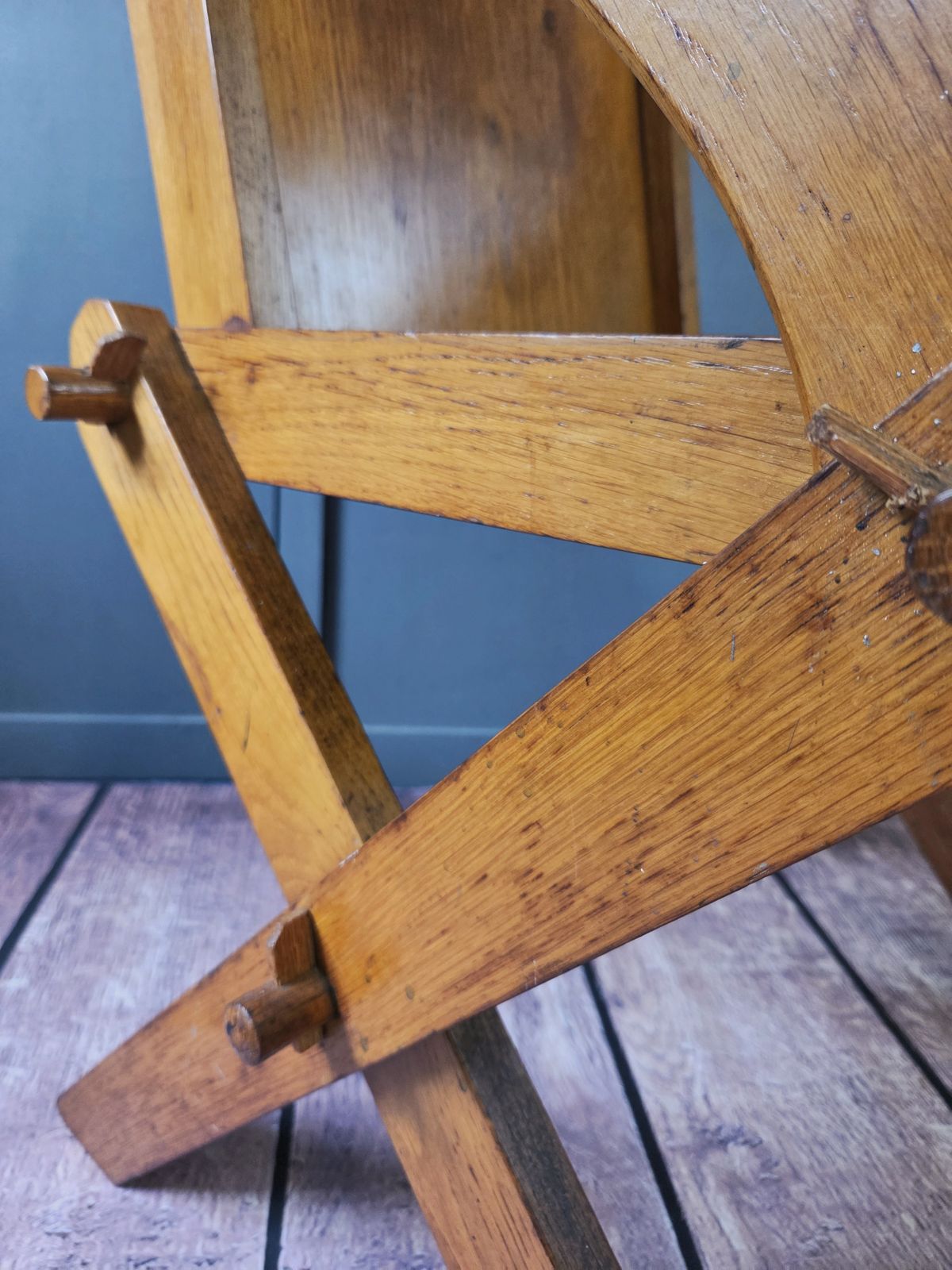 Early 20th Century Oak Glastonbury Chair | Arts & Crafts photo furniture