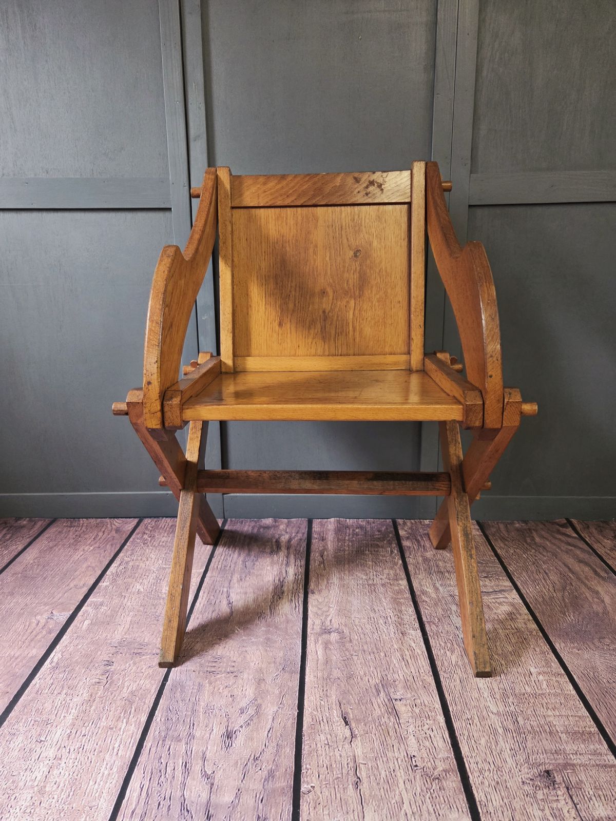 Early 20th Century Oak Glastonbury Chair | Arts & Crafts photo for sale
