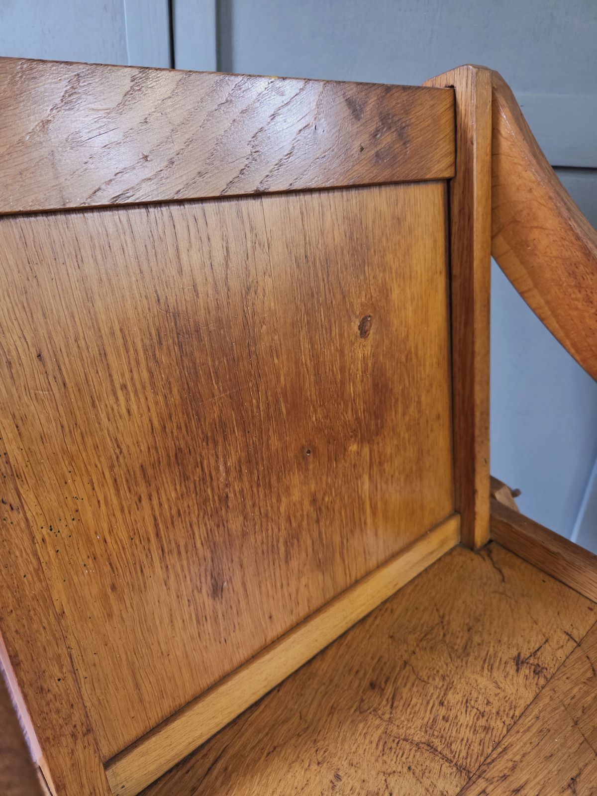 Early 20th Century Oak Glastonbury Chair | Arts & Crafts photo vinterior