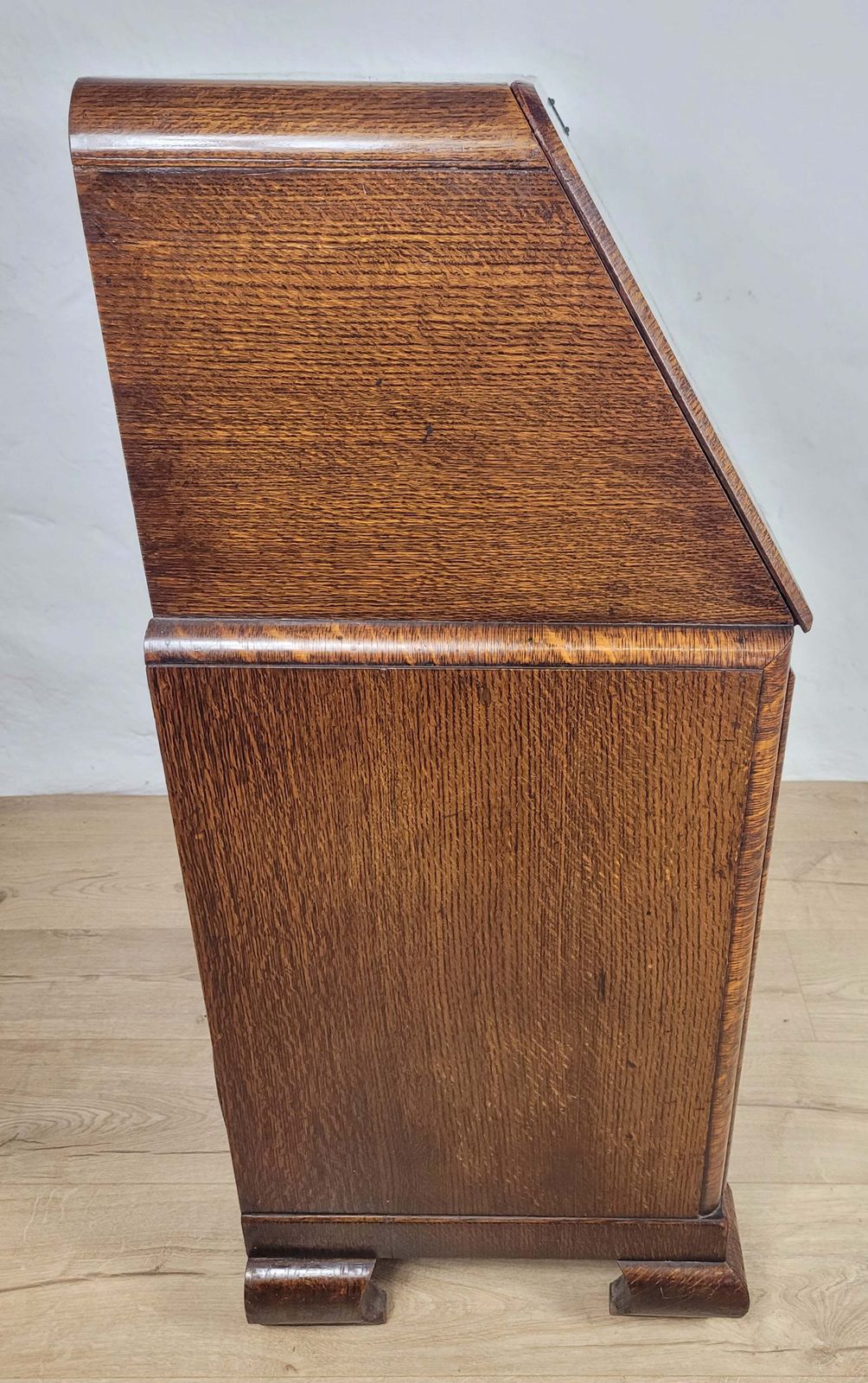 photo vintage Oak Writing Bureau Desk Vintage 1960's Key & Lock Delivery Available