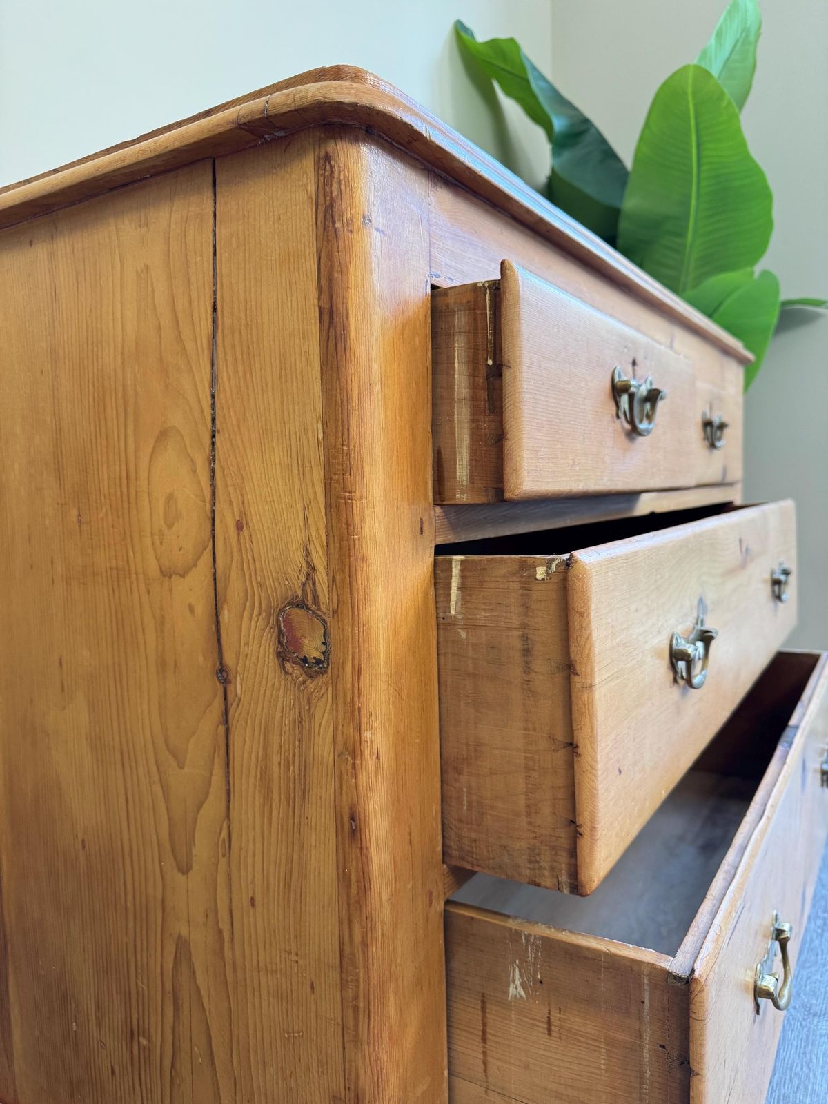 Antique Solid Pine Chest Of Drawers   Original Dovetail Design photo vintage