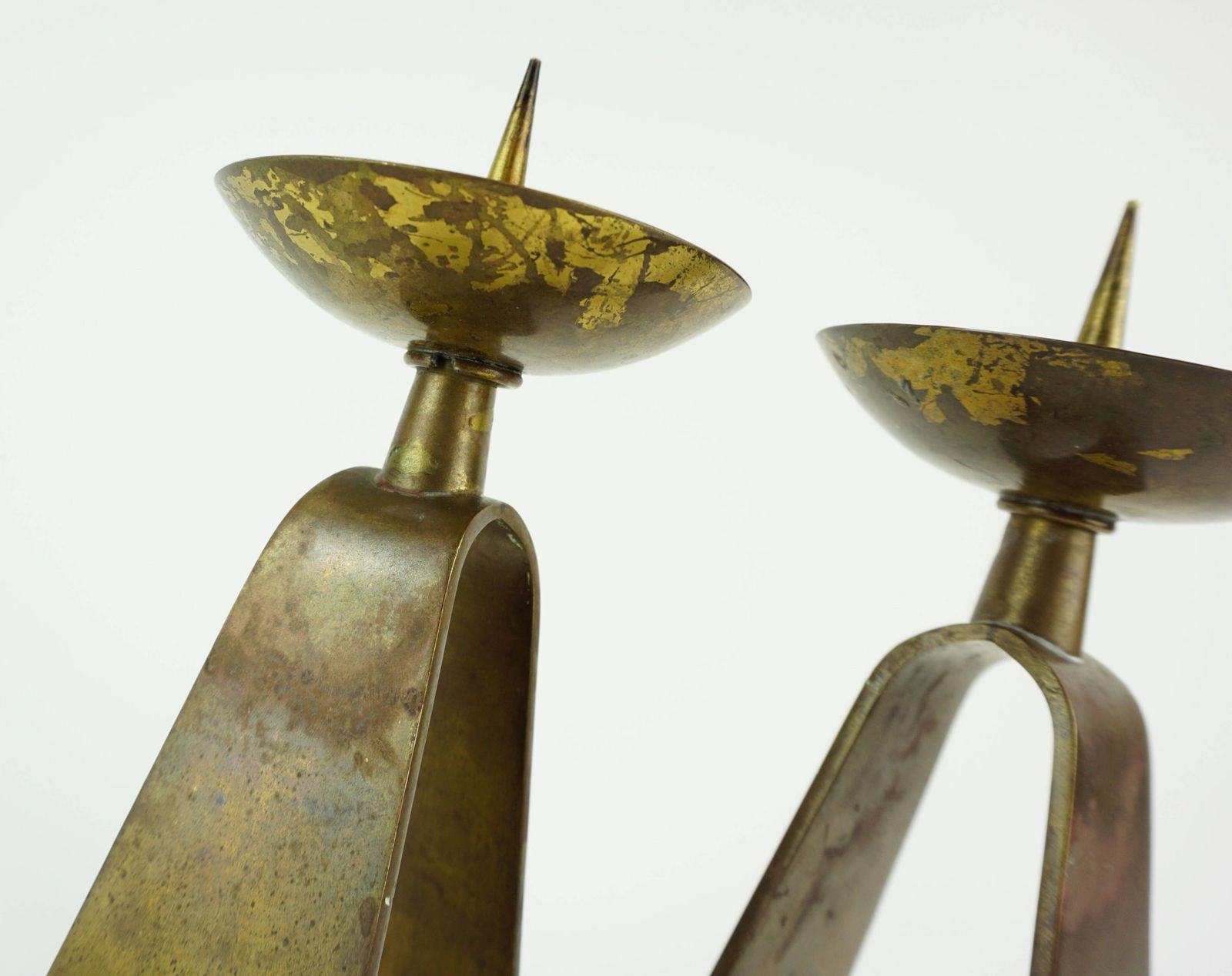 Pair Of Mid Century Modern Style Brass Candlesticks From The 1950s/60s photo vinterior